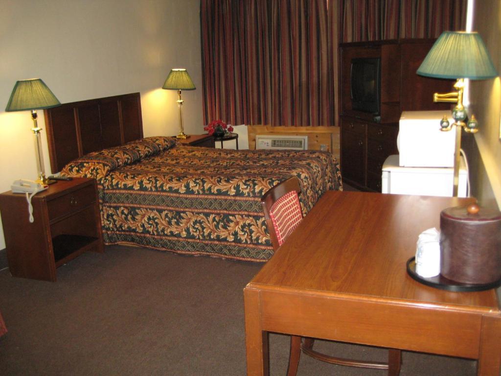 Midtown Hotel Парри-Саунд Номер фото