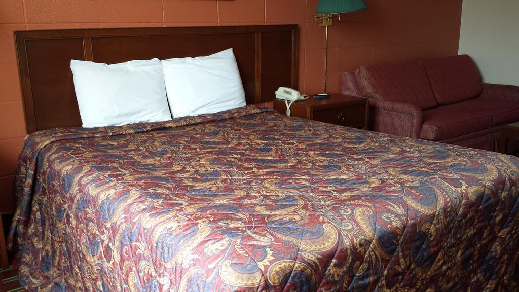 Midtown Hotel Парри-Саунд Экстерьер фото